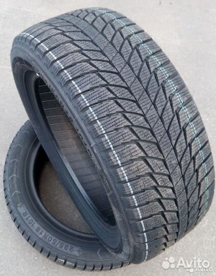 Triangle PL01 225/55 R18 102R