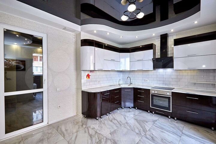 2-к. квартира, 79 м², 13/16 эт.