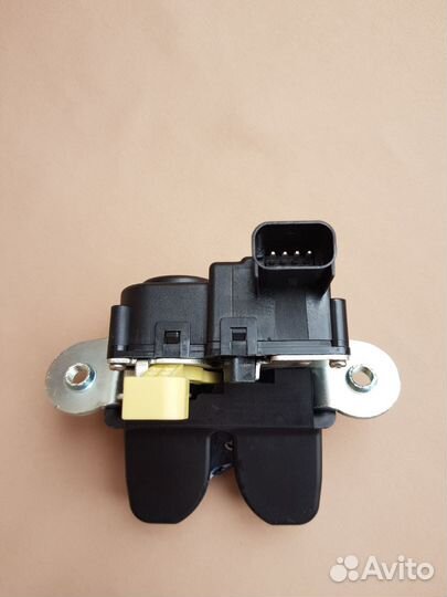 Замок багажника Hyundai Creta 2016-2021гг