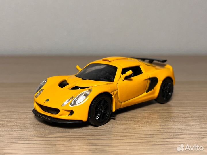 Модель Lotus Exige спорткар 1:43