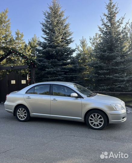 Toyota Avensis 1.8 МТ, 2003, 200 000 км