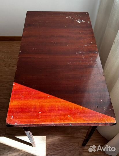 Журнальный столик