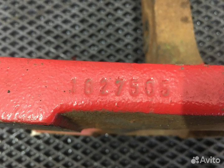 Кронштейн акб Daf XF105