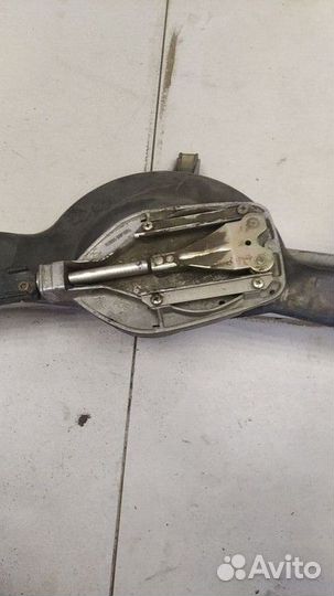 Трапеция стеклоочистителей Mercedes-Benz E-class