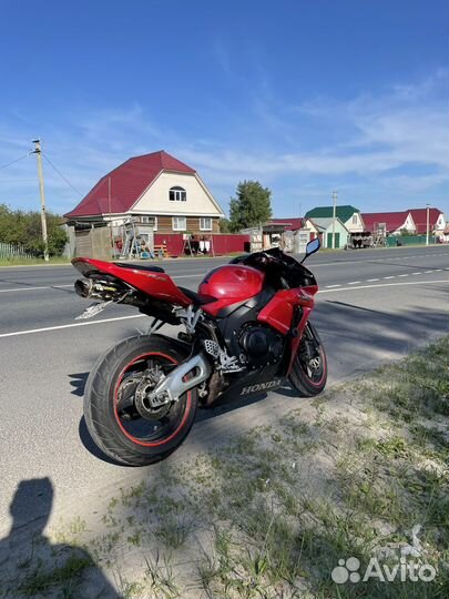 Honda cbr 1000rr