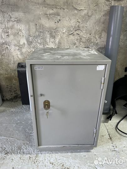 Сейф, шкаф бухгалтерский