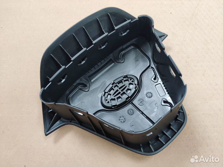 Накладка, заглушка руля Kia Rio 3 (с 2015)