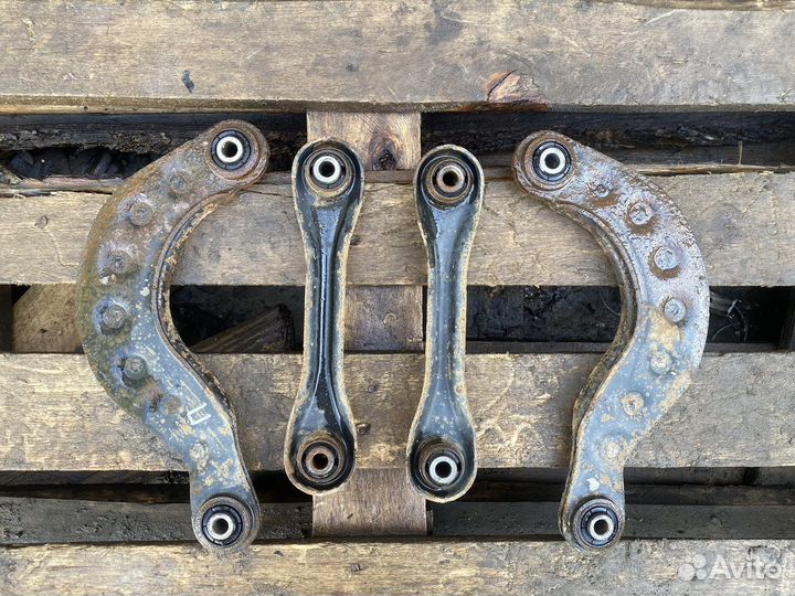 Задние рычаги Ford Focus 2