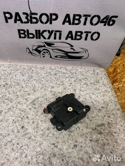 Сервопривод заслонок печки Nissan Qashqai J10