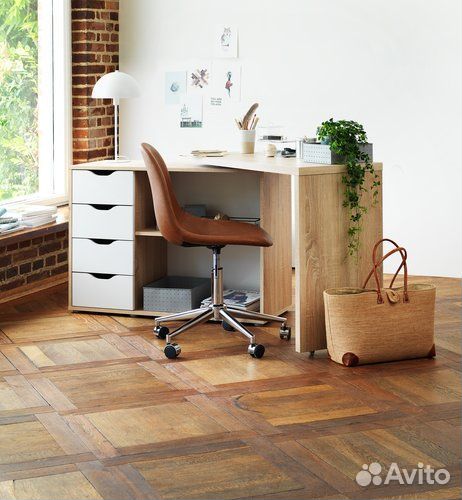 Письменный стол