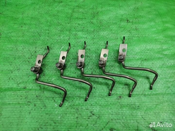 Форсунка маслянная 5.0 TDI AYH