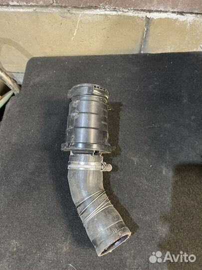 Патрубок интеркулера Nissan X-Trail T32 Qashqai