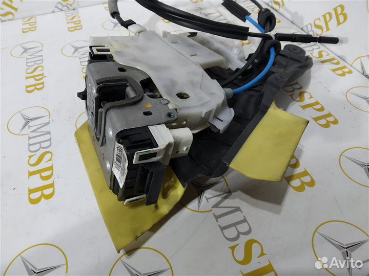 Замок двери задний правый Mercedes E-Class W212