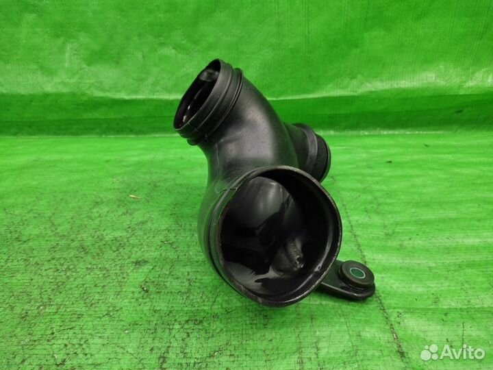 Патрубок воздушного фильтра Sportage / Tucson G4GC