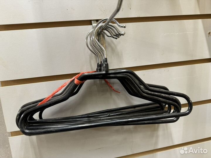 Вешалки детские металлические в виниловой оболочке