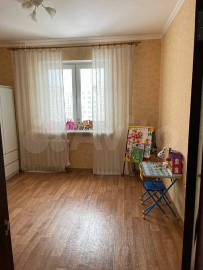 2-к. квартира, 60 м², 8/10 эт.