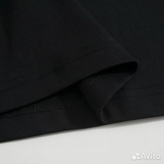 Футболка prada