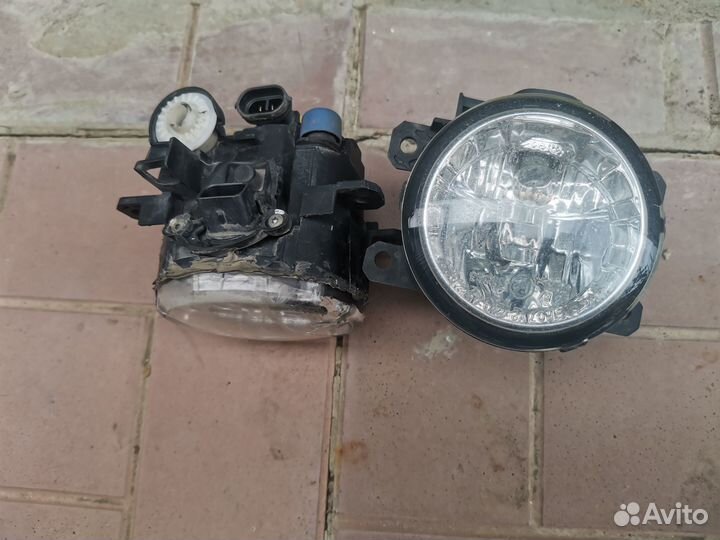 Противотуманные фары Субару оригинал