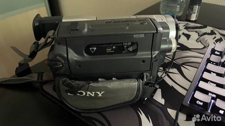 Видеокамера sony Video 8 Handycam