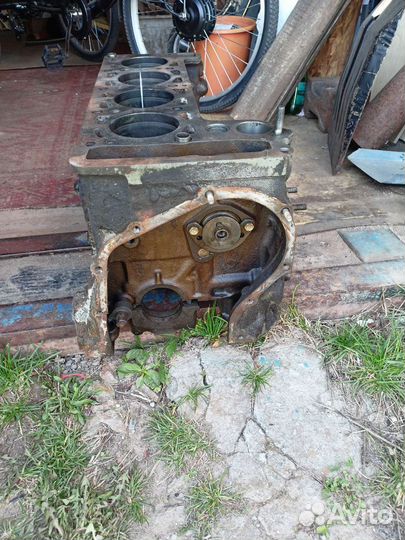 Блок цилиндров ваз 2103- 2107