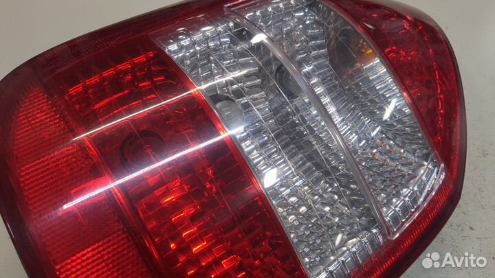 Фонарь (задний) правый Opel Zafira A, 2005