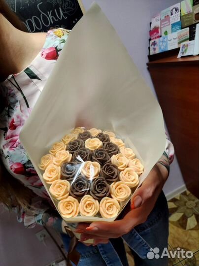 Букет Шоколадных Роз к 8 Марта