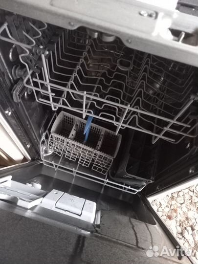 Посудомоечная машина Electrolux ESF 9423 LMW