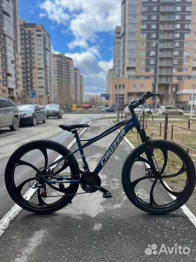 Велосипед на литых дисках Cruzer