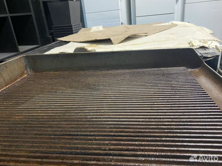 Гриль стол подставка Kogast