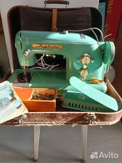 Швейная машинка Тула модель 1