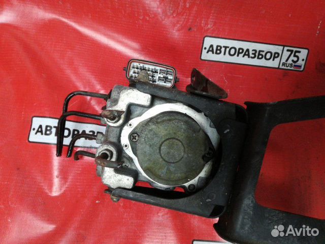 Блок abs Toyota Kluger V ACU20W 2azfe 2001