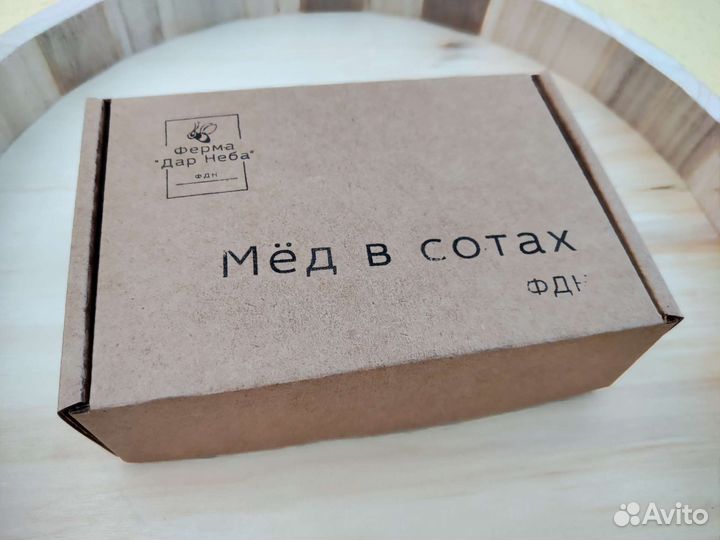 Мед в сотах