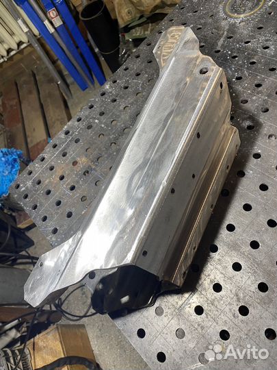 Подрамник для снегохода Z1