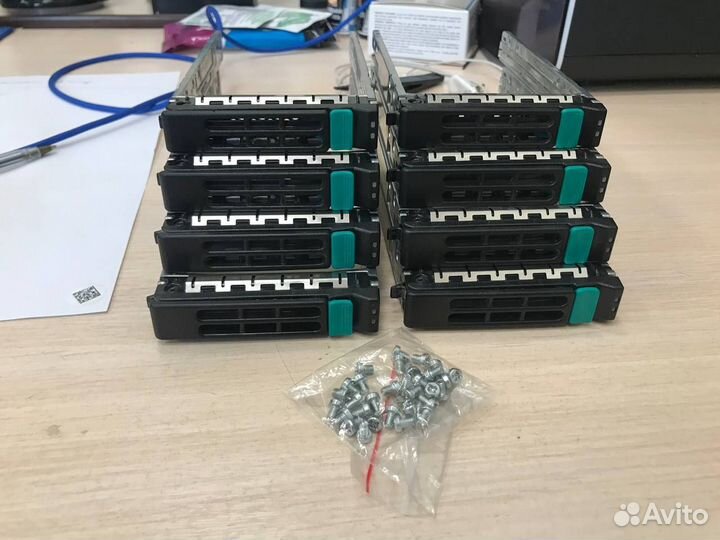 Корзина для жестких дисков d18156-002