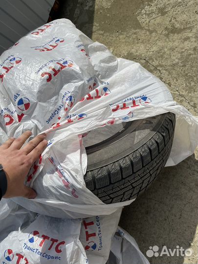 Yokohama Ice Guard IG60 205/65 R16