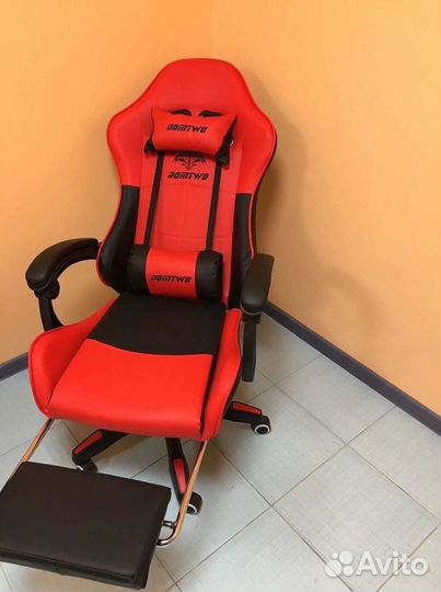 Компьютерное игровое кресло геймерское с массажем