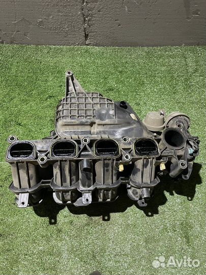 Впускной коллектор Ford Focus 2 1.8