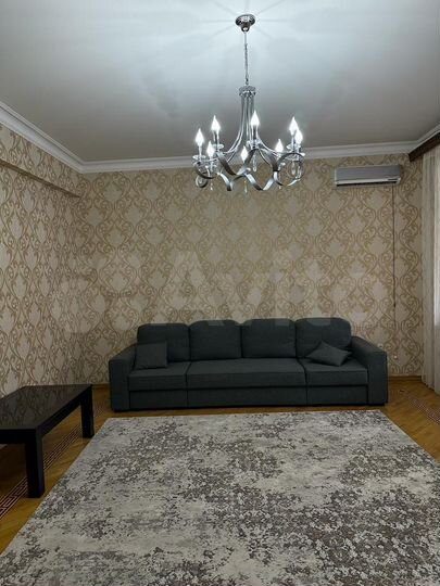 2-к. квартира, 90 м², 2/7 эт.