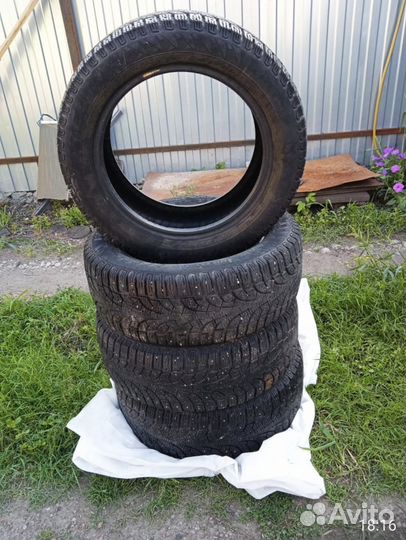 Pirelli Winter Carving 205/55 R16 94T