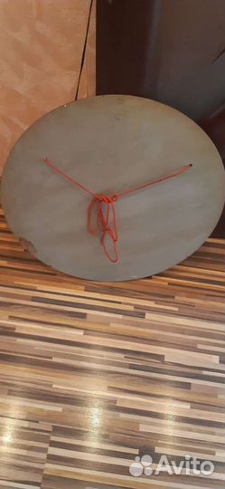 Зеркало настенное бу. диаметр 60см