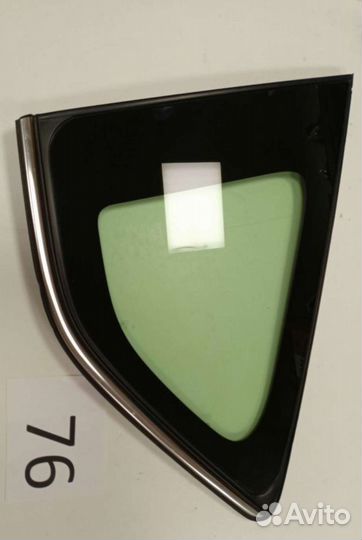 Стекло в крыло левое toyota RAV 4