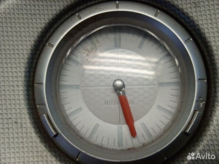 Накладка торпедо Mitsubishi Outlander CU5W 4G69