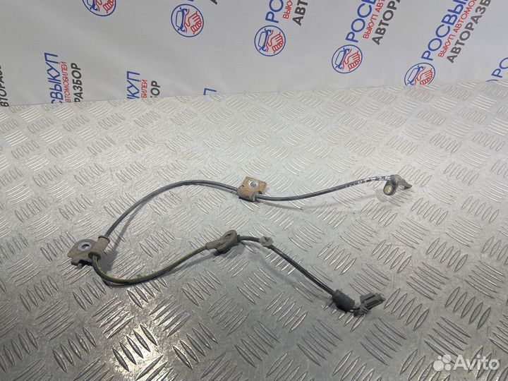 Датчик ABS Subaru Impreza