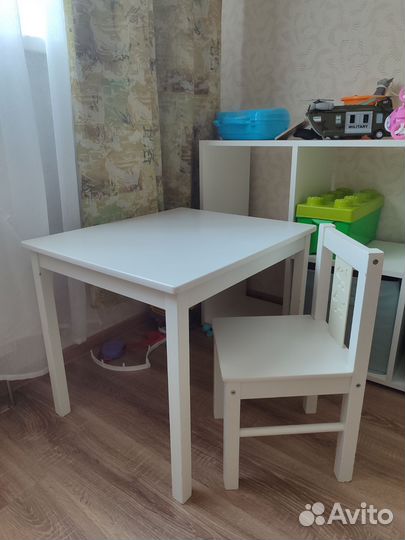 Стол и стульчик детские IKEA