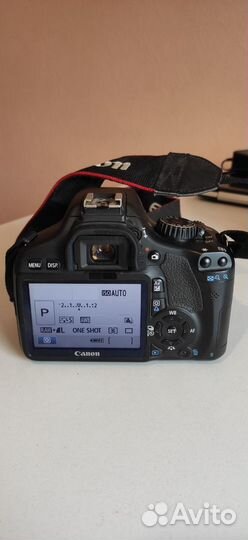 Зеркальный фотоаппарат Canon eos 550d