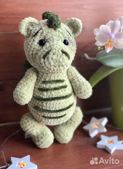 Мягкая вязаная игрушка дракон, ручная работа