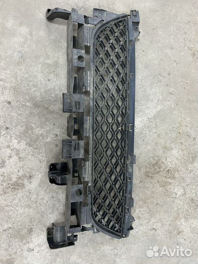 Решетка радиатора Renault Sandero Stepway 2