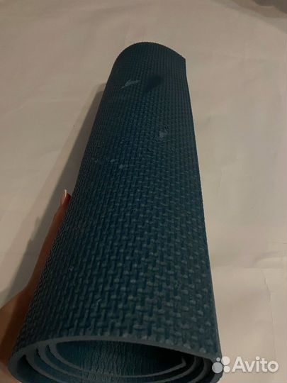 Коврик для йоги и фитнеса