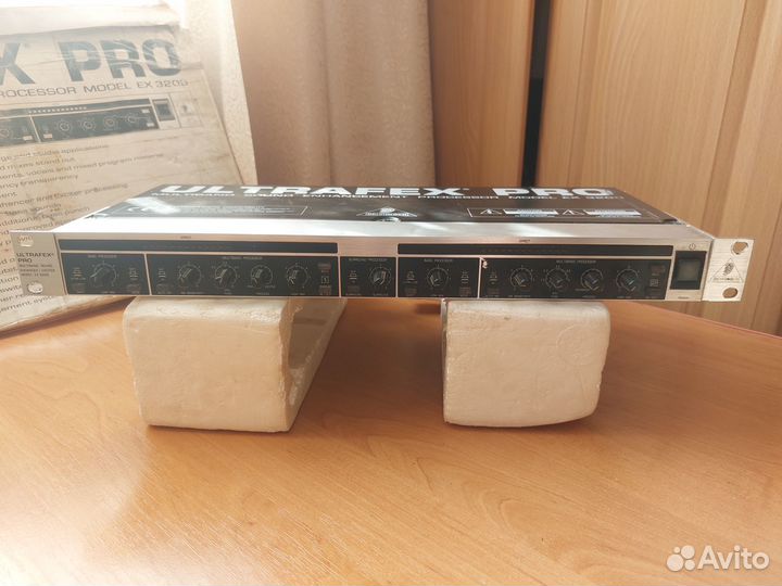 Усилитель Behringer Ultrafex PRO EX 3200