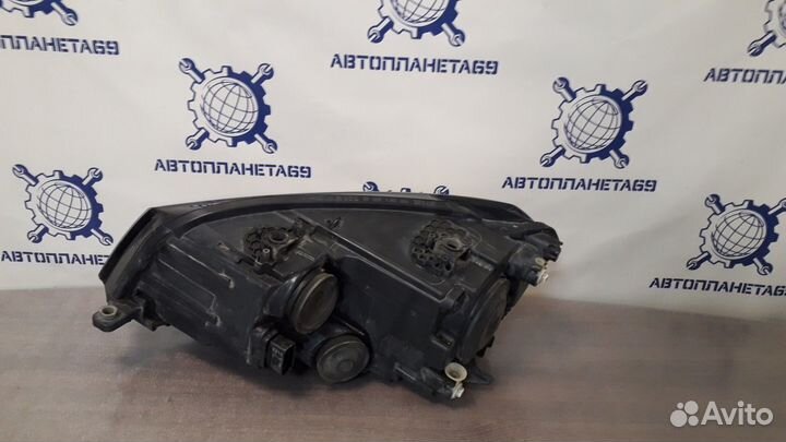 Фара правая №17 Volkswagen Caddy 4 2016